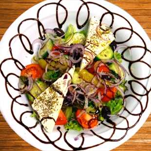 Choriatiki mit Feta